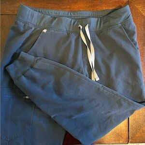 Dark Harbour Figs Scrub Bottoms